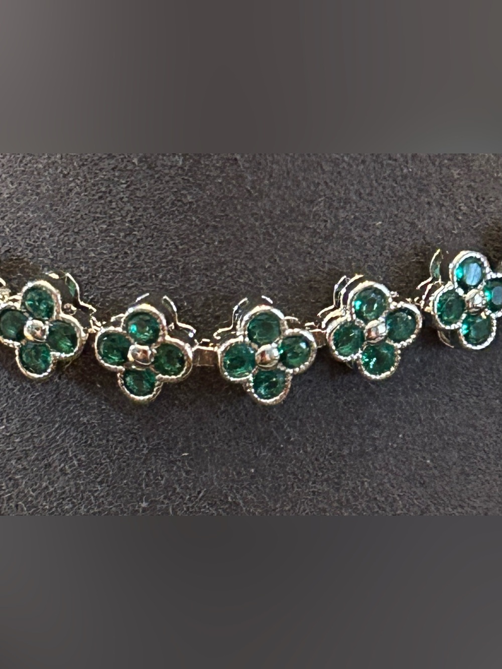 BAD Emerald Green Four Leaf Clover 🍀 Flower Cluster Bracelet in Silver-Tone 7.50